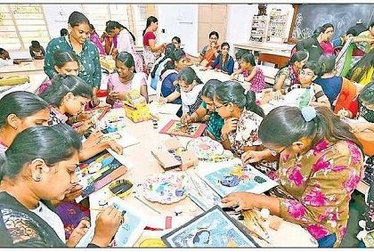అతివకు అండగా..!