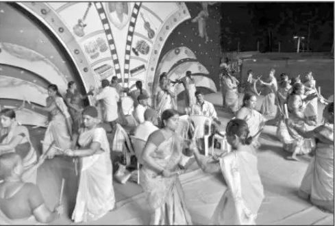 నేత్రపర్వంగా సాంస్కృతిక కార్యక్రమాలు