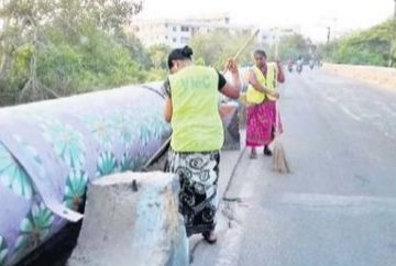 ఎర్రకట్ట వంతెనలపై గ్యాంగ్‌వర్క్