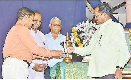 ఘంటసాల గళం తెలుగుజాతి వరం