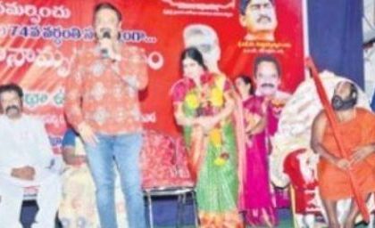 కళాకారులను ప్రోత్సహించాలి