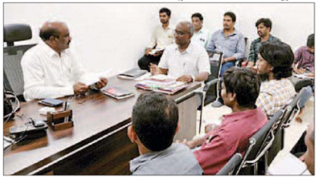 సూక్ష్మ, బిందు , సేద్య పద్దతులపై రైతుల్లో అవగాహన కల్పించాలి
