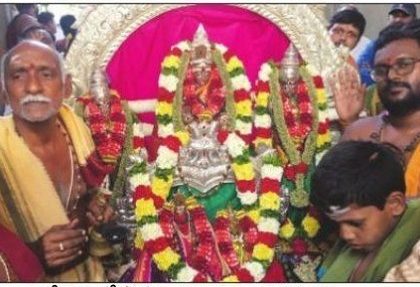 కన్నుల పండువగా.. అమరేశ్వరుని రథోత్సవం
