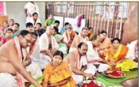 దుర్గమ్మ దర్శనం.. భక్తుల పారవశ్యం