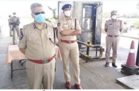 సీపీ ఆకస్మిక తనిఖీ