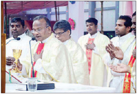 ఘనంగా గుణదలమాత మహోత్సవాలు ప్రారంభం