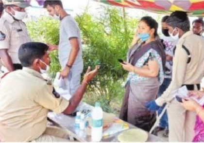 సరైన పత్రాలుంటేనే ప్రవేశం