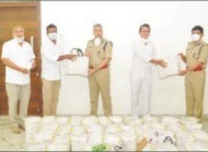 పోలీసుల సేవలు ప్రశంసనీయం..