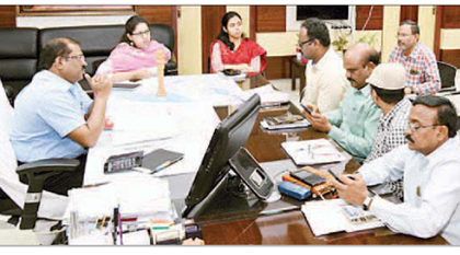 గృహ నిర్మాణ పనులు వేగవంతం చేయండి