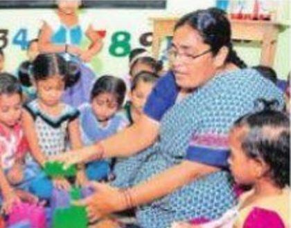 అంగన్ వాడీల్లో 5,905 పోస్టుల భర్తీ