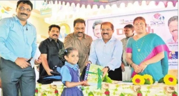 'కార్పొరేట్'కు దీటుగా ప్రభుత్వ బడుల్లో విద్యా భోధన