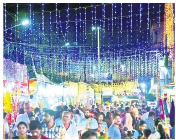 వైభవంగా షబ్ -ఏ -ఖదర్ వేడుకలు