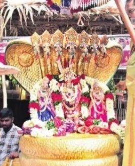 శేషుడిపై విహరించిన శ్రీనివాసుడు