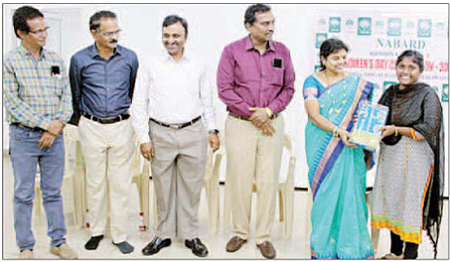 మహిళల అభ్యున్నతికి నాబార్డు కృషి