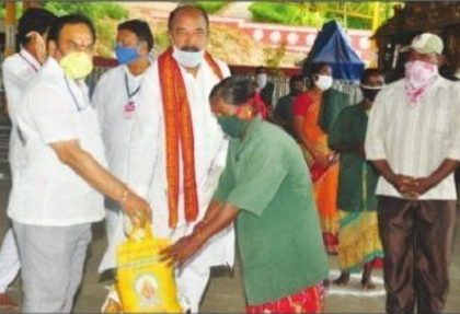 దుర్గామాతకు విశేషరీతిలో ఏకాంత సేవలు
