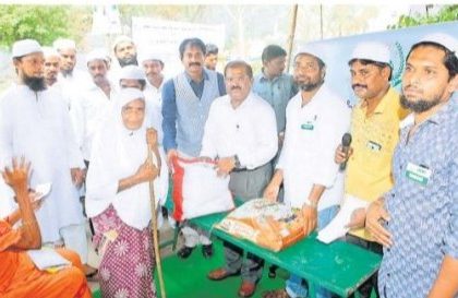 రంజాన్ లో దానధర్మాలు చేయాలి