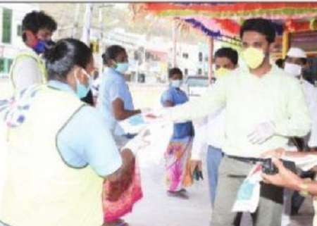 పారిశుధ్య సిబ్బంది విధుల్లో జాగ్రత్తలు తీసుకోవాలి