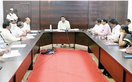 ఎన్నికలు సజావుగా జరిగేలా సహకరించండి