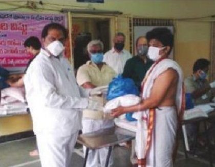 దాతల సాయం అభినందనీయం