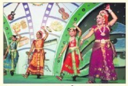 ఆనంద తాండవమాడే..