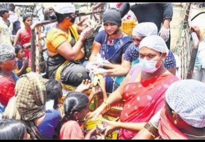 మానవత్వం పరిమళించే..