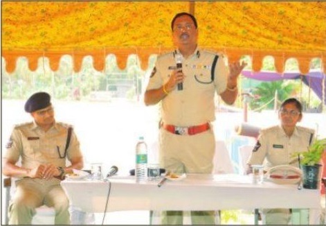 వృత్తి నైపుణ్యాలను మెరుగుపర్చుకోండి