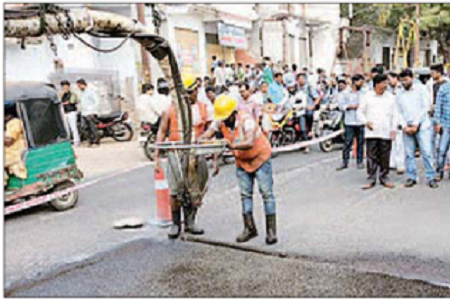 రోడ్డు విస్తరణ పనులు వేగవంతం చేయాలి