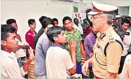 చిన్నారుల్లో చిరునవ్వే లక్ష్యం