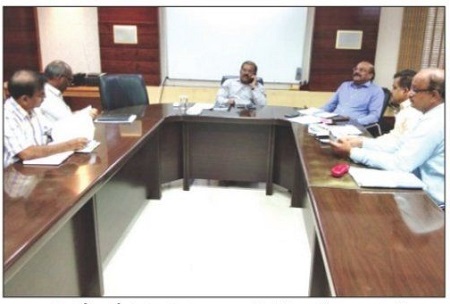 జల సంరక్షణ కార్యక్రమాలు చేపట్టాలి