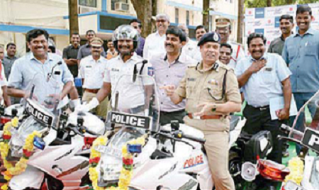 ట్రాఫిక్ విభాగానికి మరో ఐదు అధునాతన మోటారు సైకిళ్లు