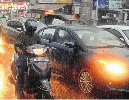 నగరాన.. జడివాన