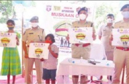 60మంది బాల కార్మికులకు విముక్తి