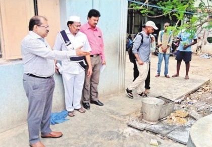అపరిశుభ్రతపై కలెక్టర్ ఆగ్రహం