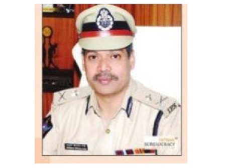 అత్యవసర ప్రయాణానికి అనుమతి : సీపీ