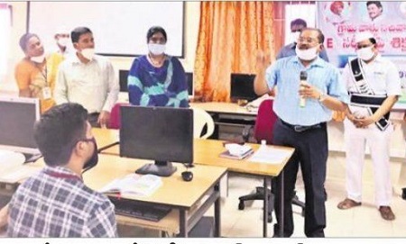 ఈ-సర్వీసులు సక్రమంగా అమలు చేయాలి