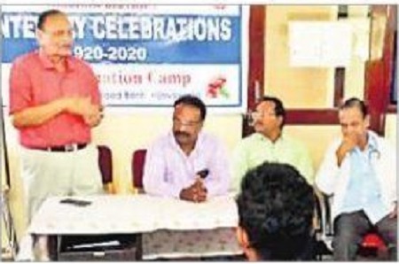 రక్తదానానికి యువత ముందుకు రావాలి