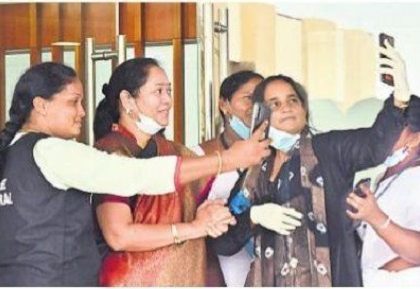 సెల్ఫీ టైం!