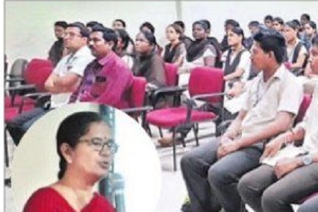ఆయుర్వేద రంగంలో అవకాశాలు అందుకోవాలి