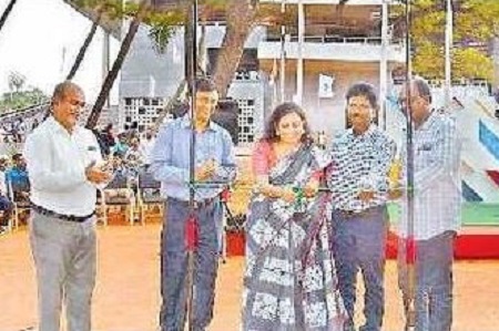 క్రీడల్లో రాణింపుతో అంతర్జాతీయ గుర్తింపు