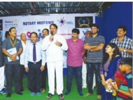 క్రీడలు విద్యా విధానంలో భాగం కావాలి