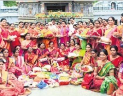 కొనసాగుతున్న ఆషాఢ మాసోత్సవాలు