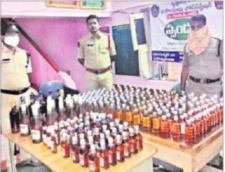 జిల్లాలో స్పెషల్ ఎన్‌ఫోర్స్‌మెంట్ తనిఖీలు