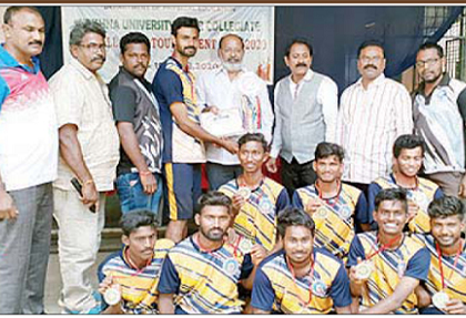 వర్సిటీ నెట్‌బాల్ టోర్నీ విజేత ఎస్ఆర్ఆర్ కాలేజీ