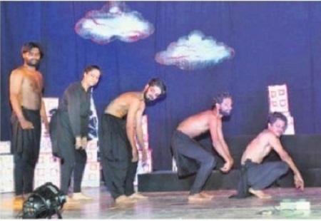 ఆలోచింపజేసిన 'ది లాస్ట్ హ్యూమన్'