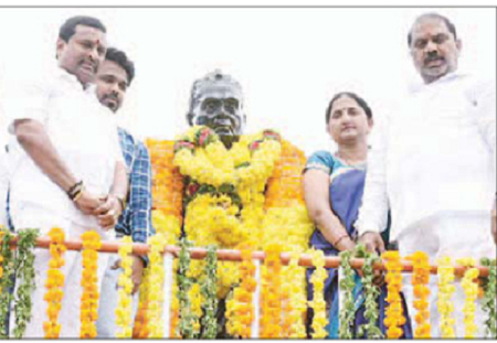 పరిపాలనలో టంగుటూరి స్ఫూర్తి