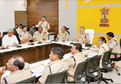 ఇటు పరీక్షలు, అటు దసరా ఉత్సవాలు
