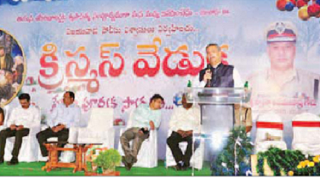 పోలీసు కమిషనరేట్‌లో సెమీ క్రిస్మస్ వేడుకలు