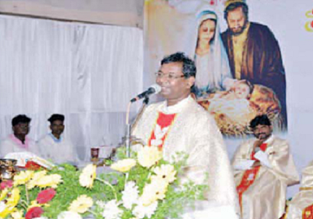 మరియమాత దేవాలయంలో కనులపండువగా క్రిస్మస్