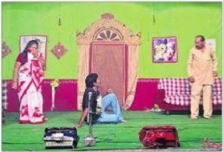 సామాజిక చైతన్యం నింపిన నాటికలు