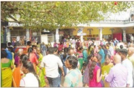 భక్తజనంతో ఇంద్రకీలాద్రి కిటకిట..